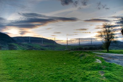 Sunset on Millau_4737222919_l.jpg